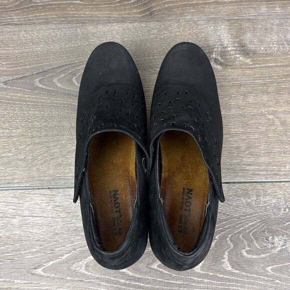 Naot Precious Black Nubuck Women's Sz 9/EU 40 Slip On Perf Alt Closure Heels - Picture 5 of 11